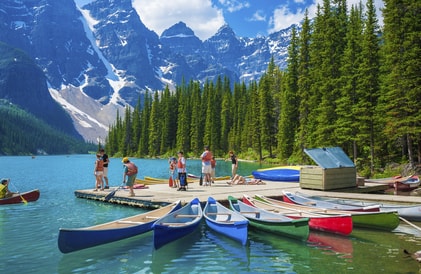 canoeing on moraine lake